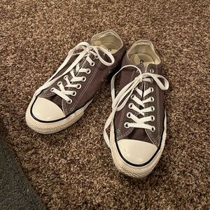 Converse Gray Low Top All Star Sneakers, men’s 8.5, women’s 10.5, good condition